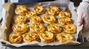 Croustillant doré et parfum d’enfance : ma recette express de galettes de pommes de terre au four pour régaler toute la famille sans une goutte d’huile